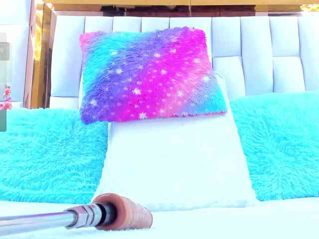 RileySweet webcam