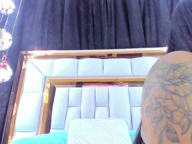 RileySweet webcam