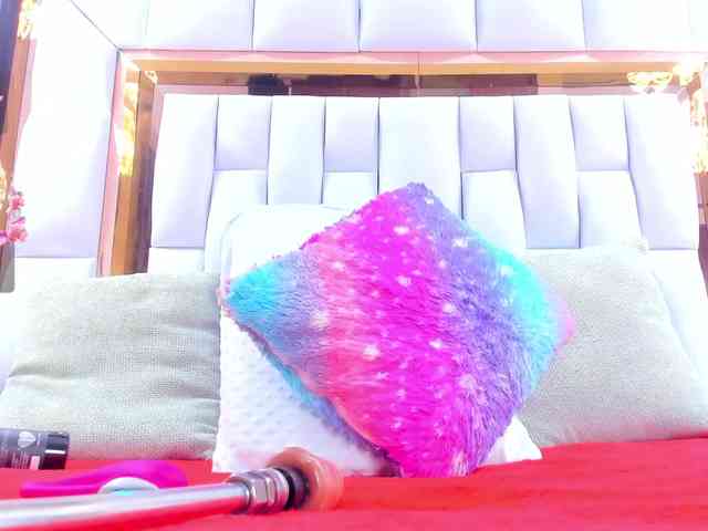 RileySweet webcam
