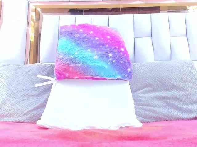 RileySweet webcam