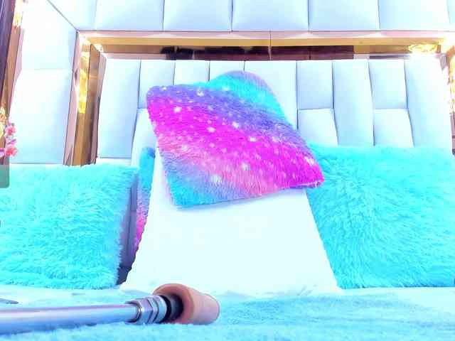 RileySweet webcam