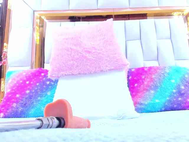 RileySweet webcam