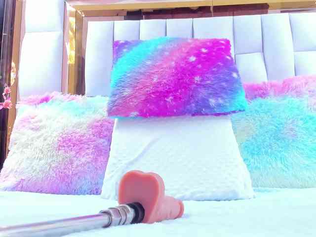 RileySweet webcam