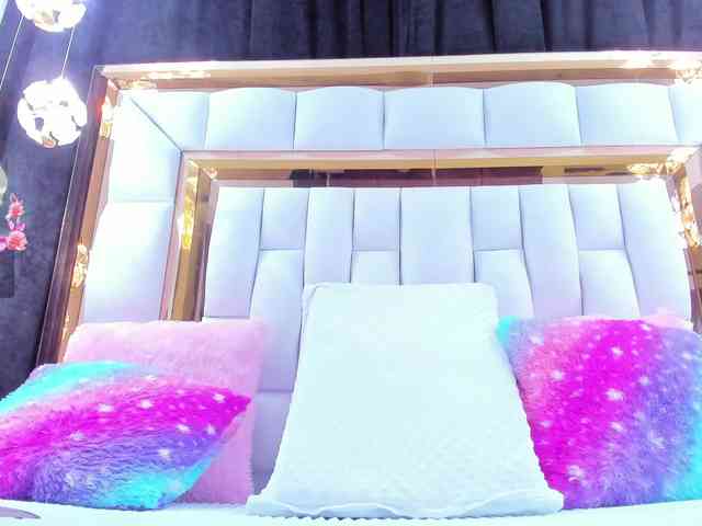 RileySweet webcam