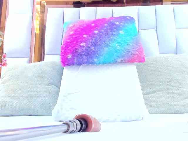 RileySweet webcam