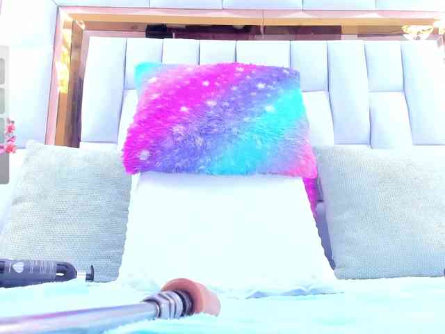 RileySweet webcam