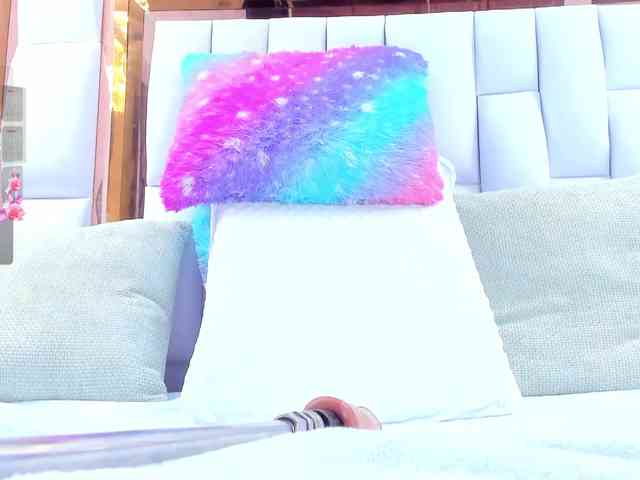 RileySweet webcam