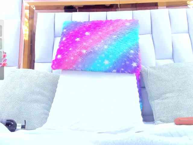 RileySweet webcam