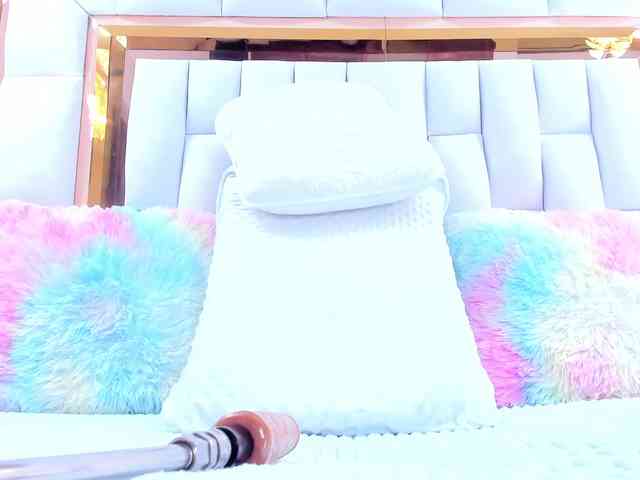 RileySweet webcam