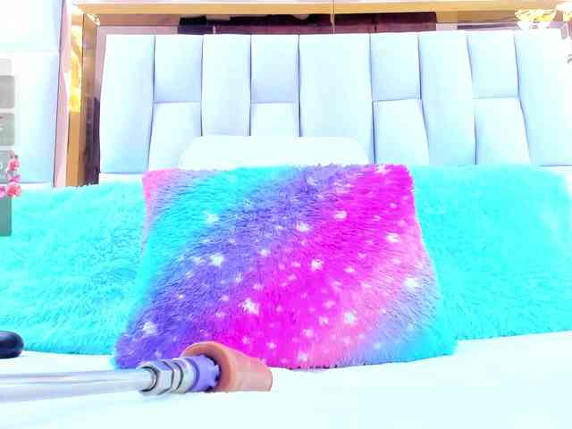 RileySweet webcam