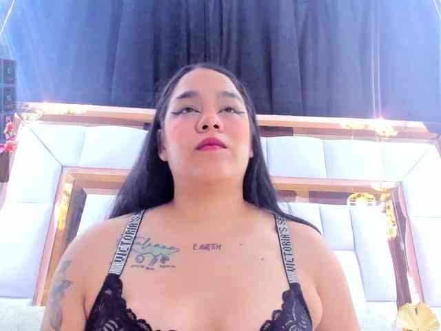 RileySweet webcam
