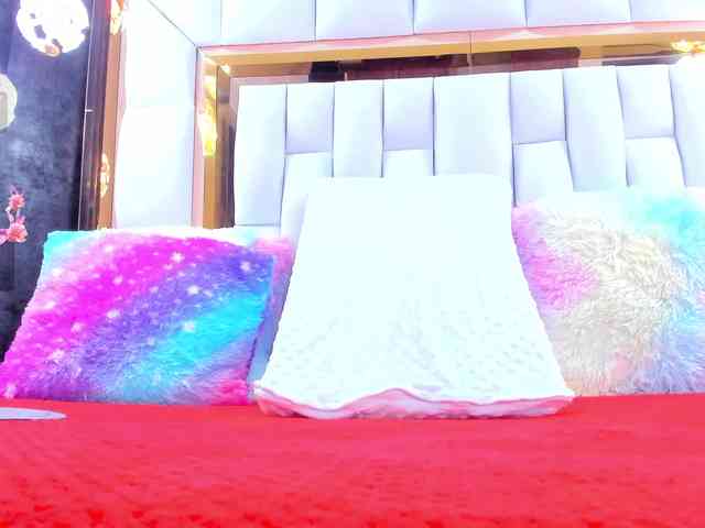 RileySweet webcam