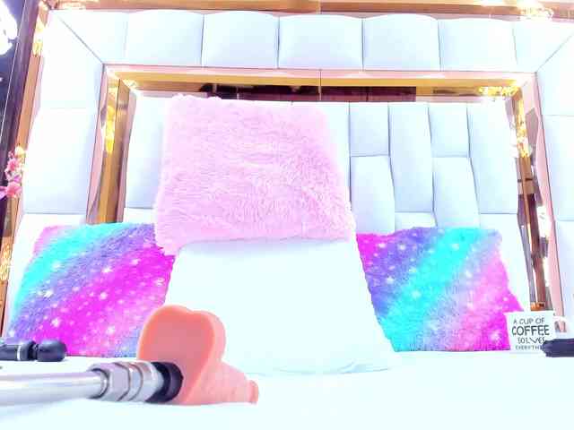 RileySweet webcam