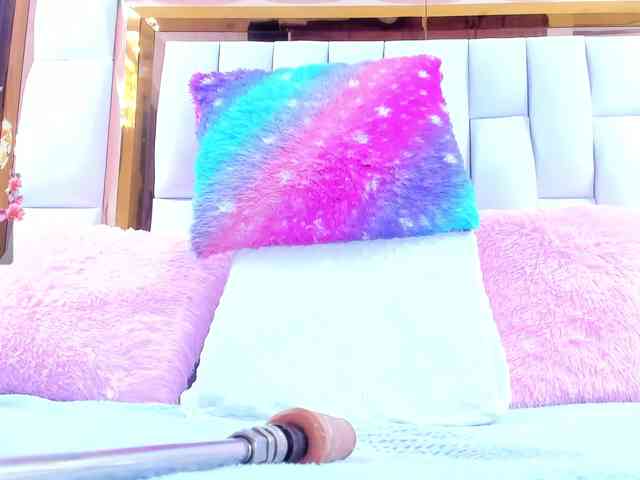 RileySweet webcam