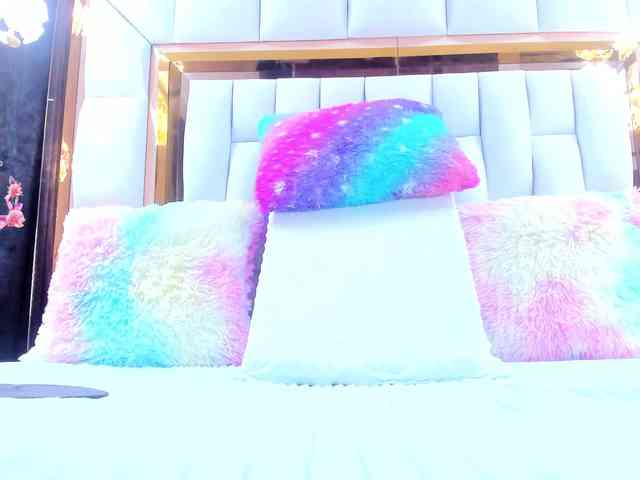 RileySweet webcam