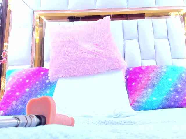 RileySweet webcam