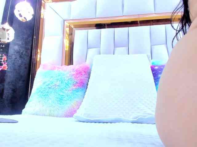 RileySweet webcam