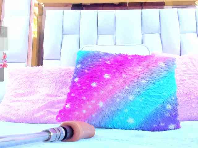 RileySweet webcam
