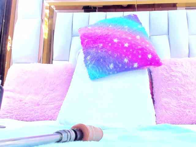 RileySweet webcam