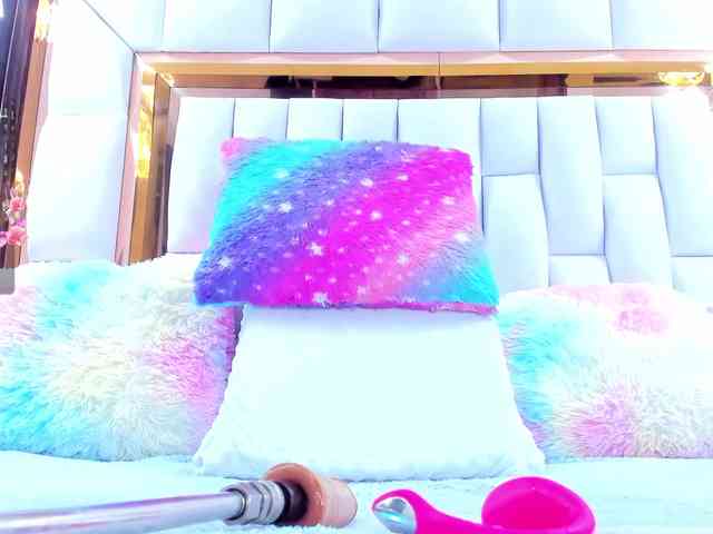 RileySweet webcam