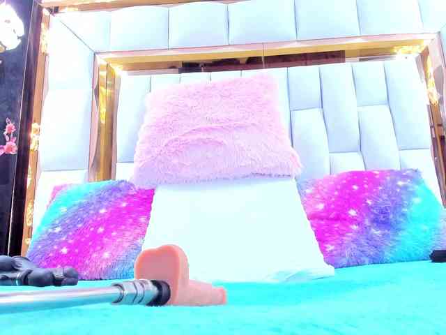 RileySweet webcam