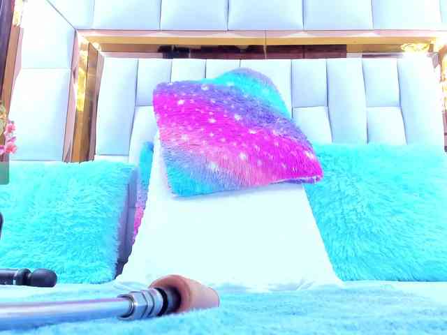 RileySweet webcam