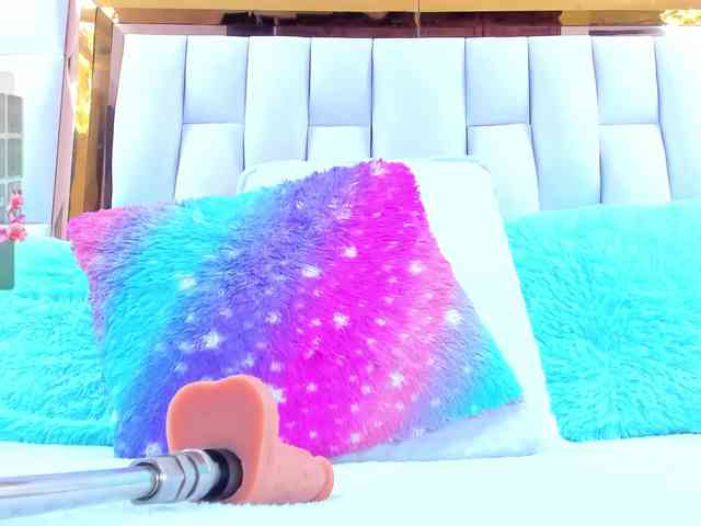 RileySweet webcam