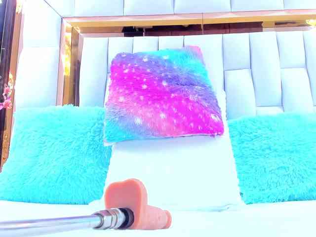 RileySweet webcam