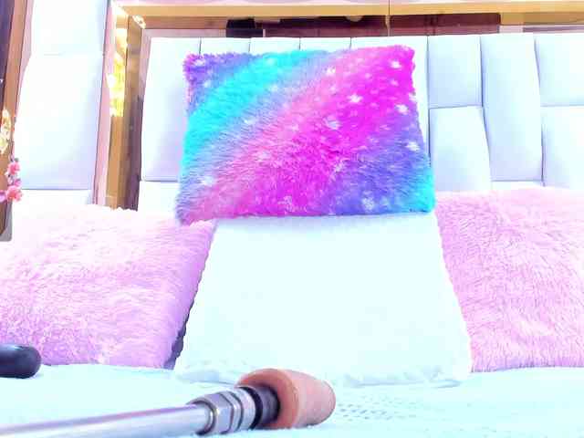 RileySweet webcam