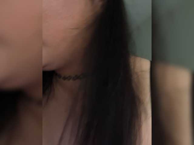 Tina-Dolly live cam on BongaCams