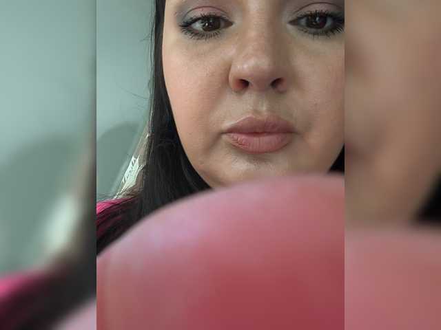 tina-dolly cam belle