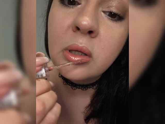 Alina-Milf webcam