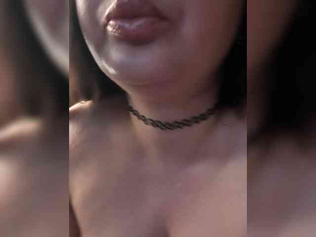 Alina-Milf webcam