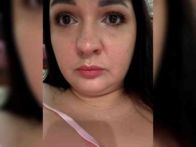 Alina-Milf webcam
