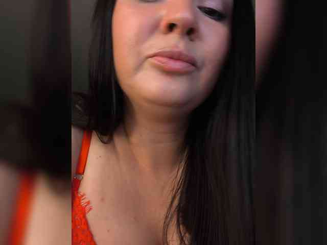 Tina-Dolly Live Webcam on BongaCams