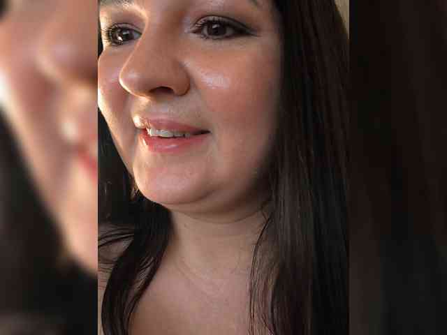 Alina-Milf webcam