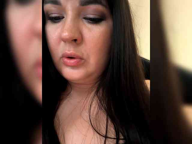 Alina-Milf webcam