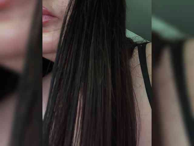 Alina-Milf webcam