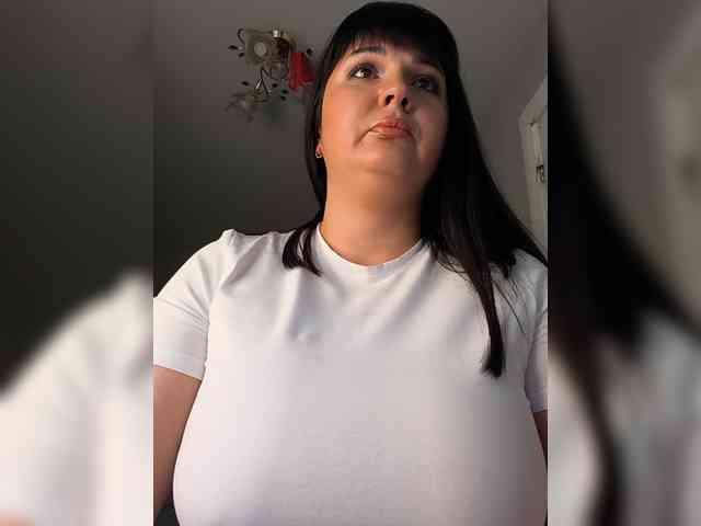 Alina-Milf webcam