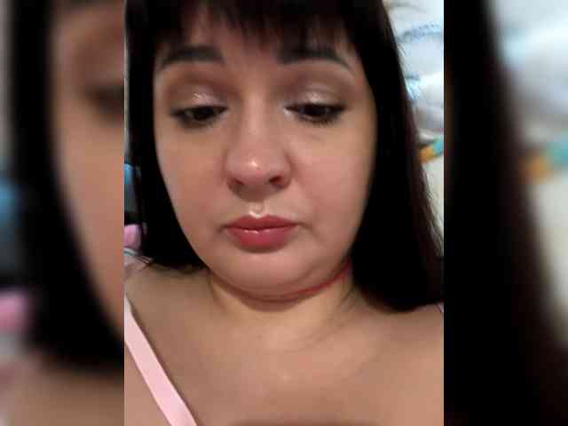 Alina-Milf webcam
