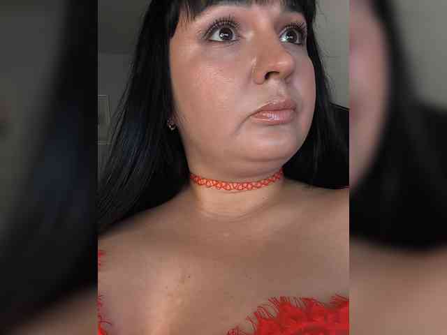 Alina-Milf webcam