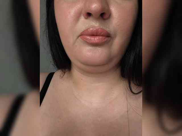Alina-Milf webcam