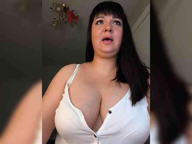 Alina-Milf webcam
