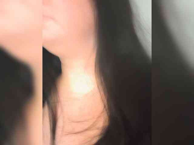 Alina-Milf webcam