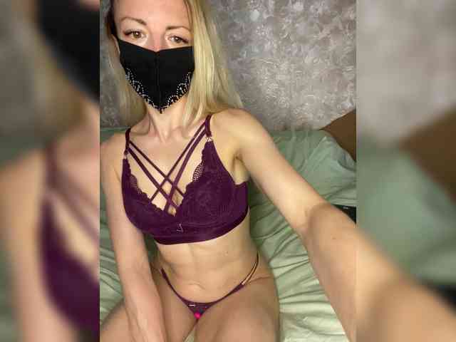 Kiskakiss777 webcam