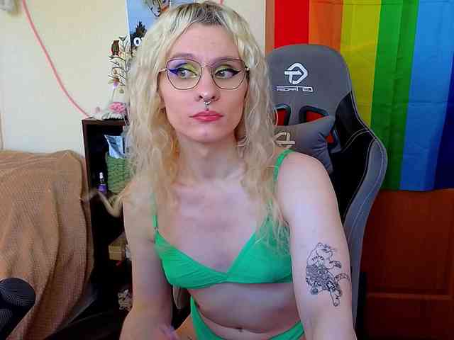 LoryMyaf Sex Cam Show