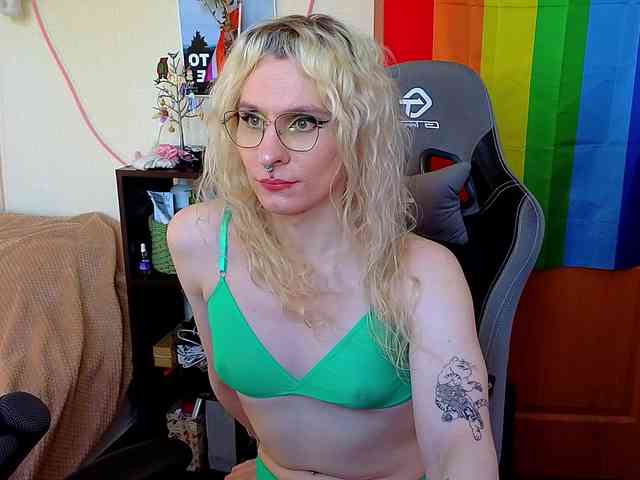 LoryMyaf Sex Cam Show