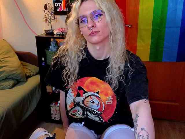 LoryMyaf Sex Cam Show
