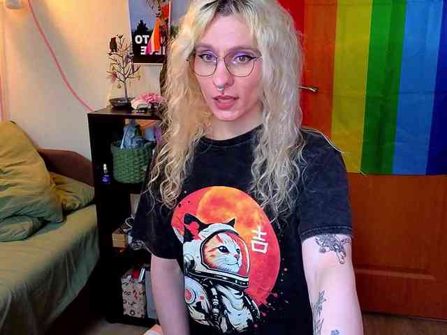 LoryMyaf Sex Cam Show