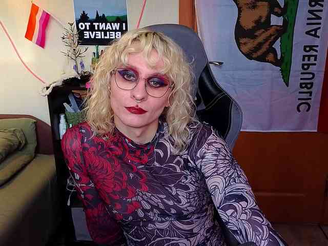 LoryMyaf Live Webcam on BongaCams